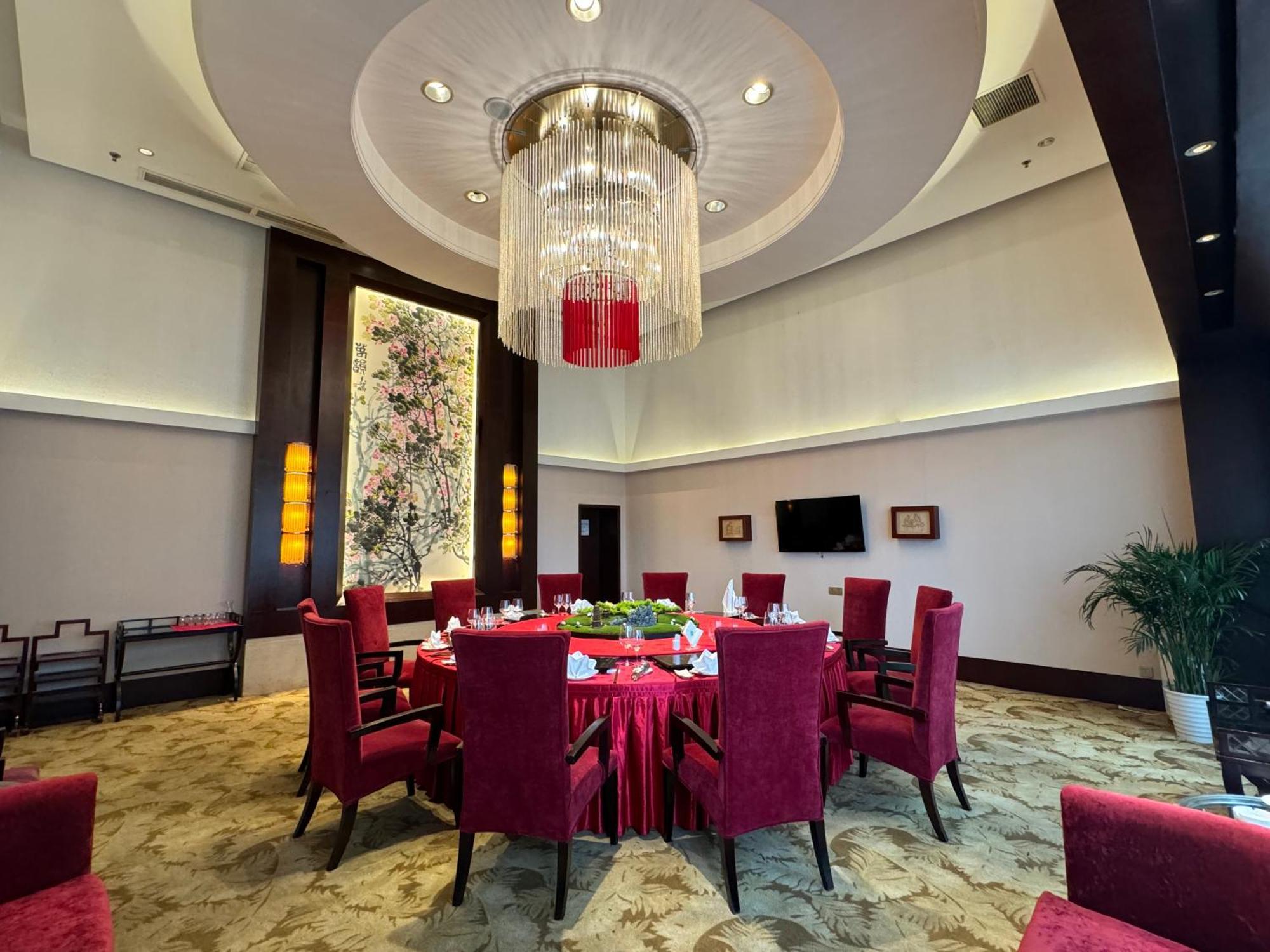 Holiday Inn Chengdu Century City-Easttower Exterior foto