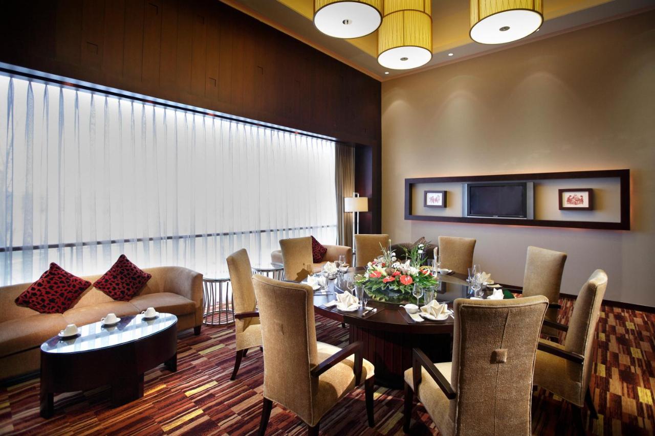 Holiday Inn Chengdu Century City-Easttower Exterior foto